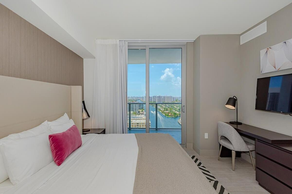 할리우드 Luxury With Stunning View, Balcony, Amazing Pools 아파트 외부 사진