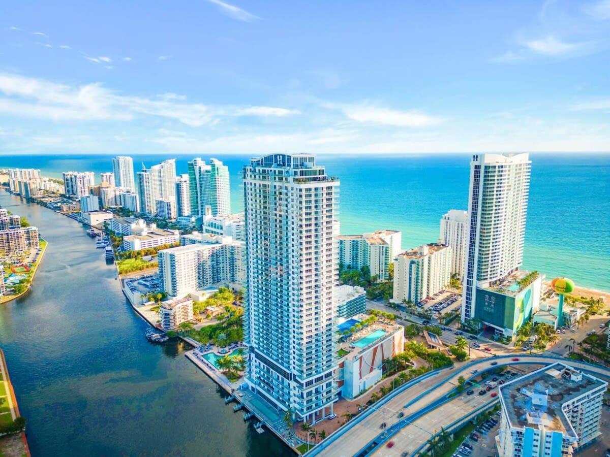 할리우드 Luxury With Stunning View, Balcony, Amazing Pools 아파트 외부 사진