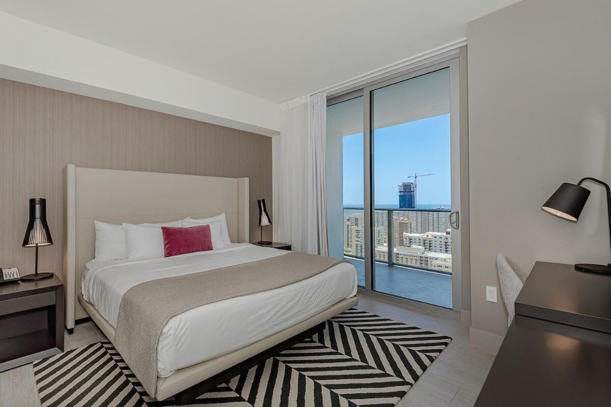 할리우드 Luxury With Stunning View, Balcony, Amazing Pools 아파트 외부 사진